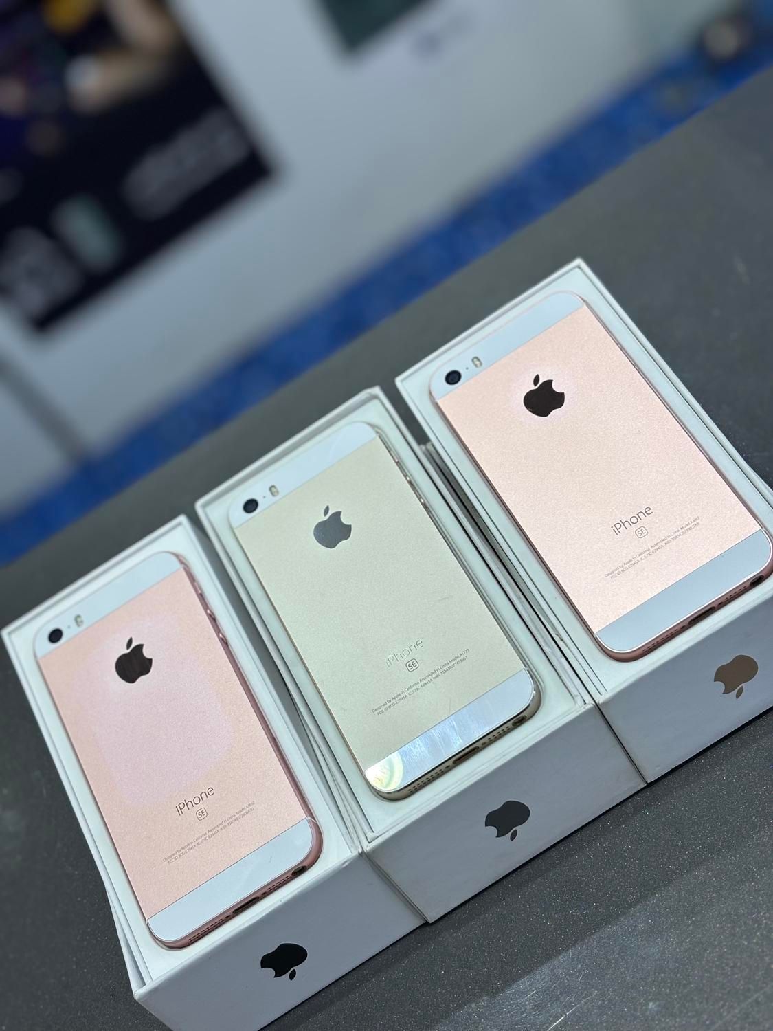 اپل iPhone SE حافظه ۶۴ گیگابایت